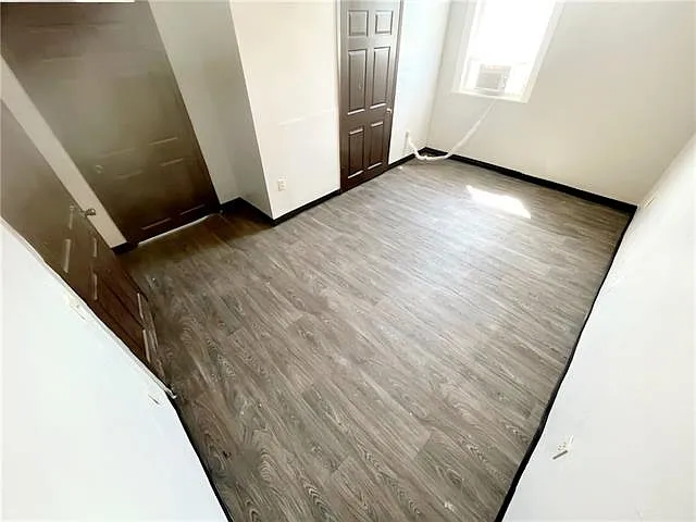 2 bed, 1.0 bath, 700 sqft, $975 — Photo 3