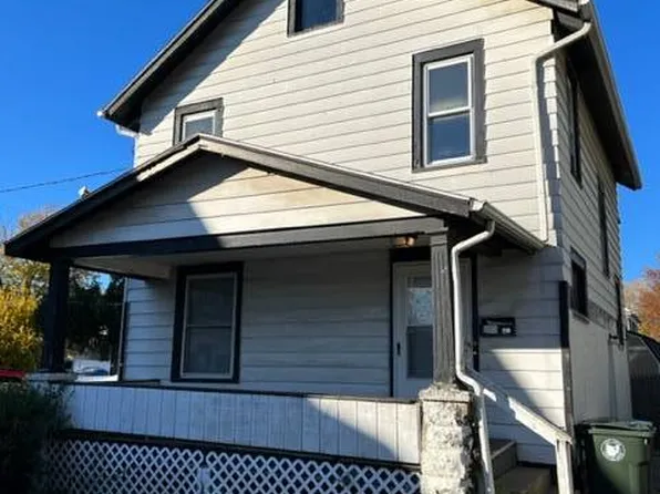 218 Kennet Ct NW, Canton, OH 44708