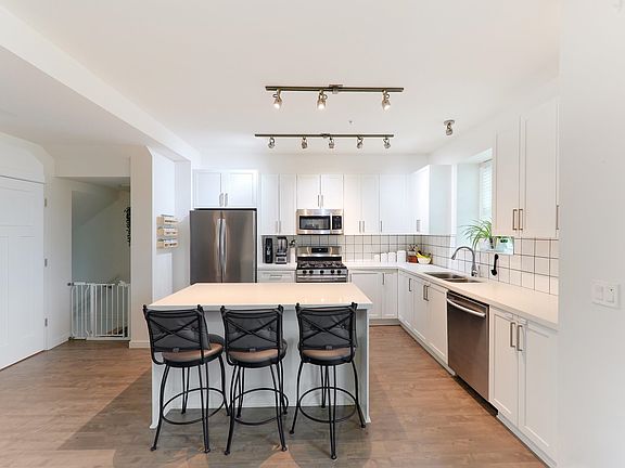 5th image of 11272 240th St #47