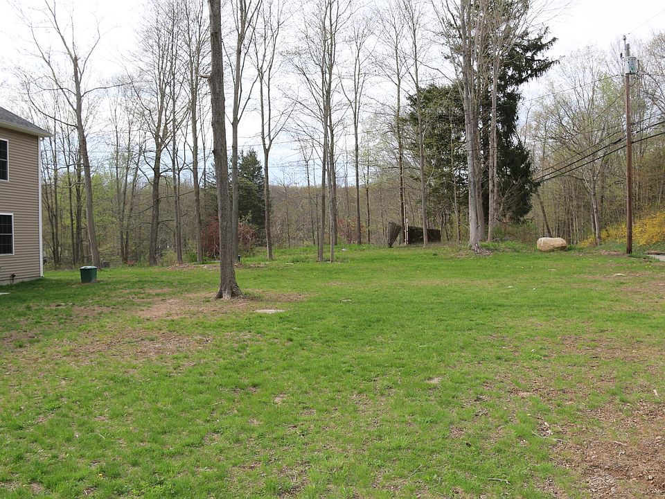 177 Young St East Hampton, CT Zillow