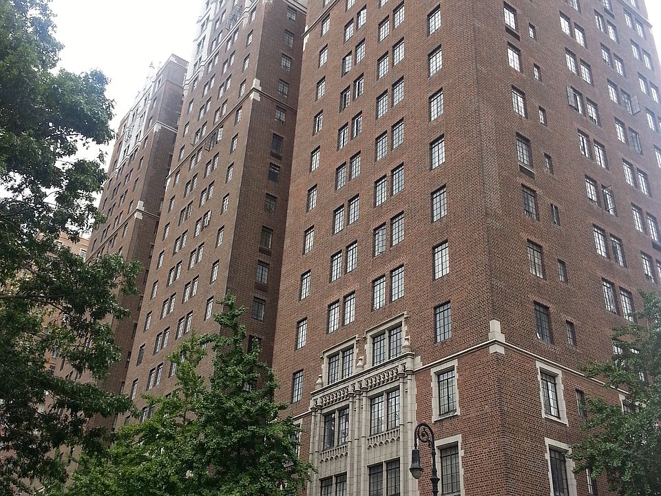 1st image of 5 Tudor City Pl APT 926