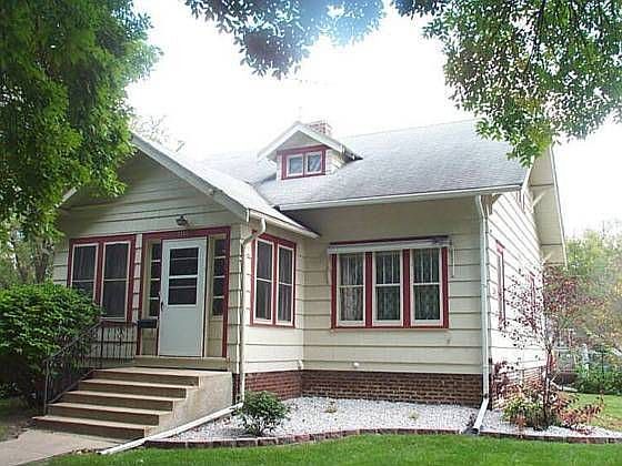 2nd image of 1728 Carroll St