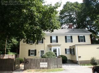25 Eaton Ct, Wellesley, MA 02481