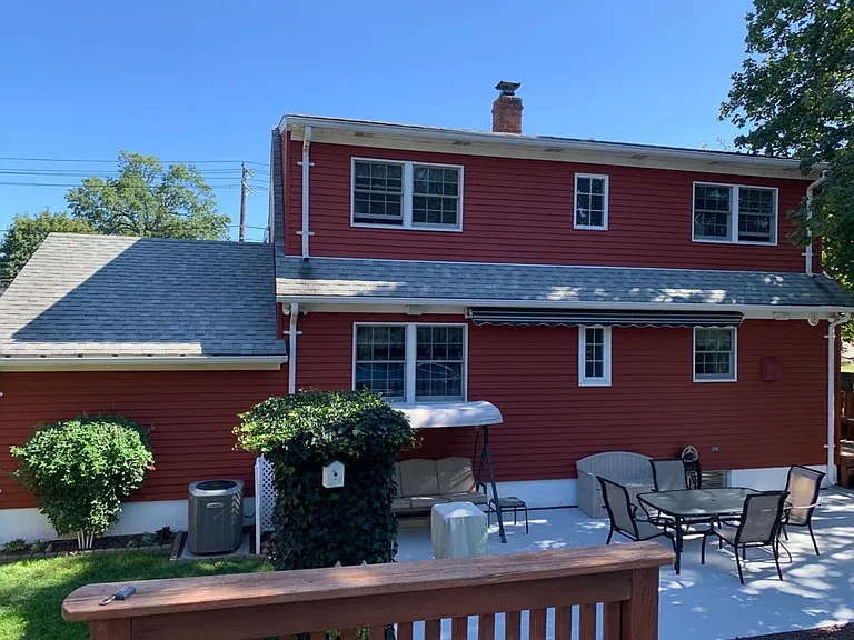 Berdan St — Photo 4