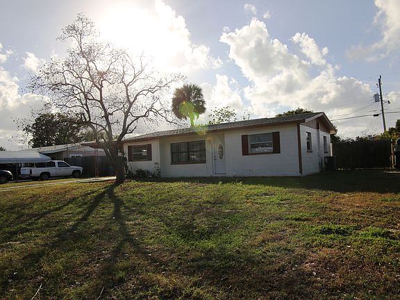 2nd image of 4420 Coleridge Ave