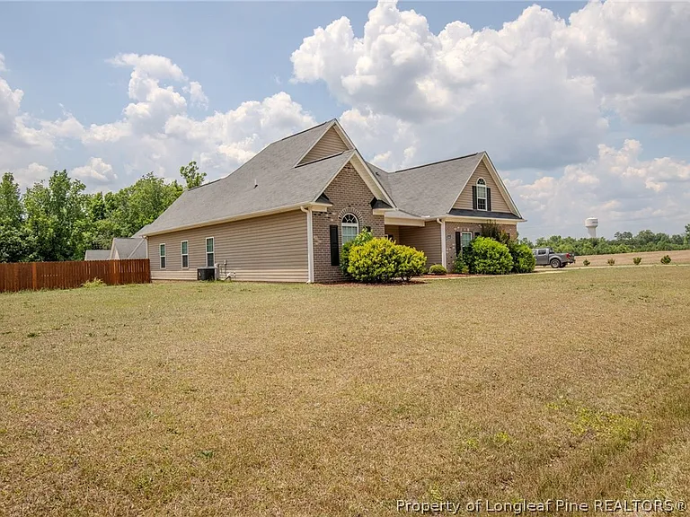 1463 Townsend Rd — Photo 4