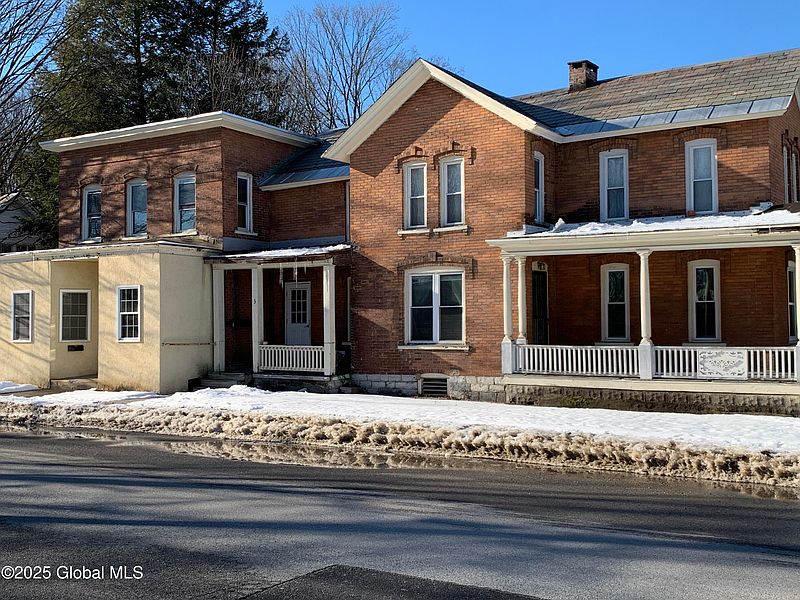 2nd image of 3 Montcalm Street