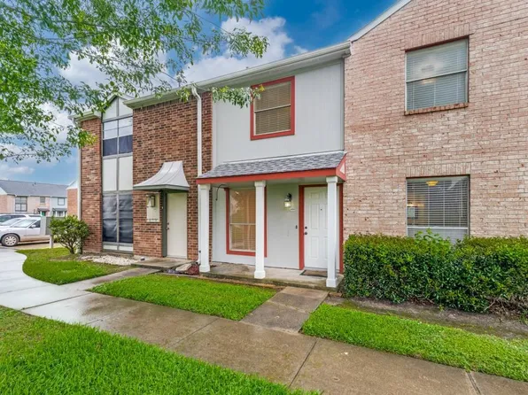 4053 Young St, Pasadena, TX 77504