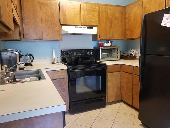 5th image of 6230 April Pine Cir APT H