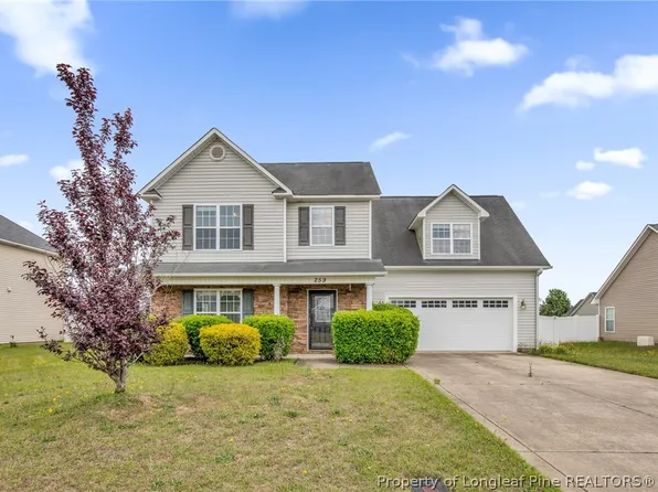 259 Brightwood Dr, Raeford, NC 28376