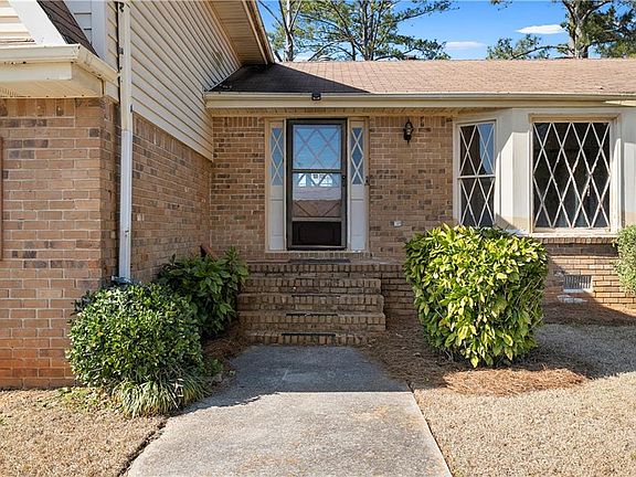 2nd image of 5083 Flakes Mill Rd