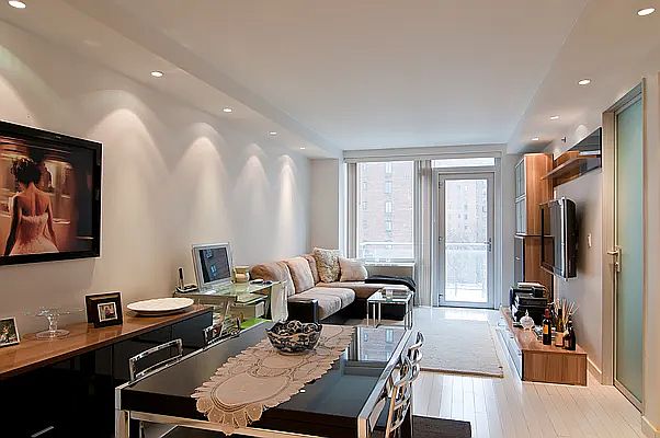 1st image of 425 E 13th St APT 6N