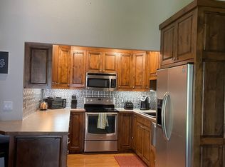 220 Pinewood Ln #B4, Ketchum, ID 83340