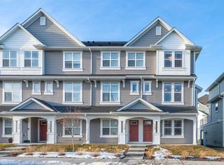 160 Copperleaf Way SE, Calgary, AB T2Z 0H8