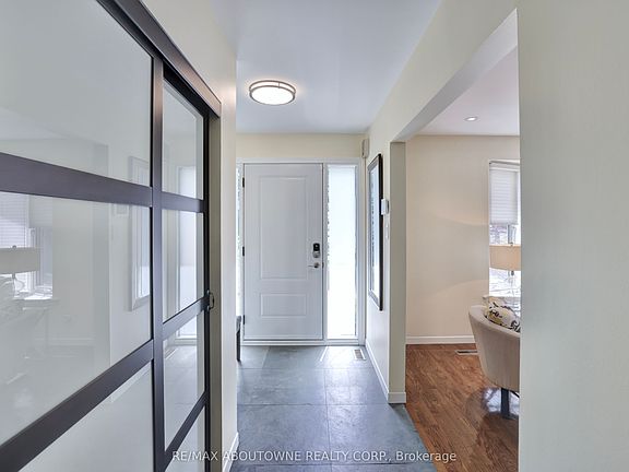 4th image of 497 Anthony Dr
