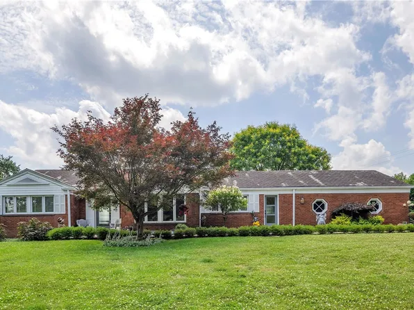 1 Swallow Hill Rd, Carnegie, PA 15106