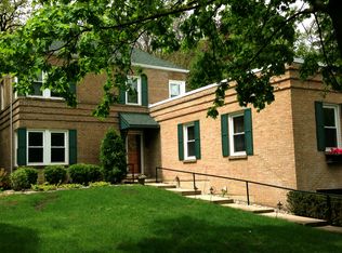 4724 Northcott Ave, Downers Grove, IL 60515