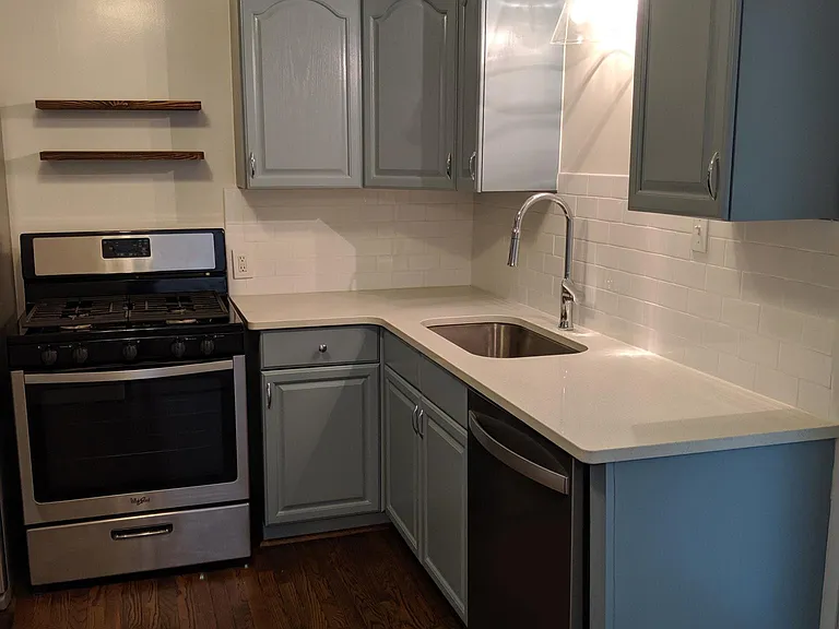 2500 Sulphur Ave — Photo 14