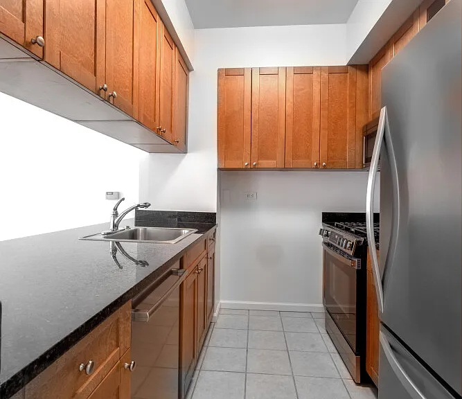 363 W 30th St #901 — Photo 4