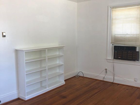 2nd image of 3031 Greenway Ave