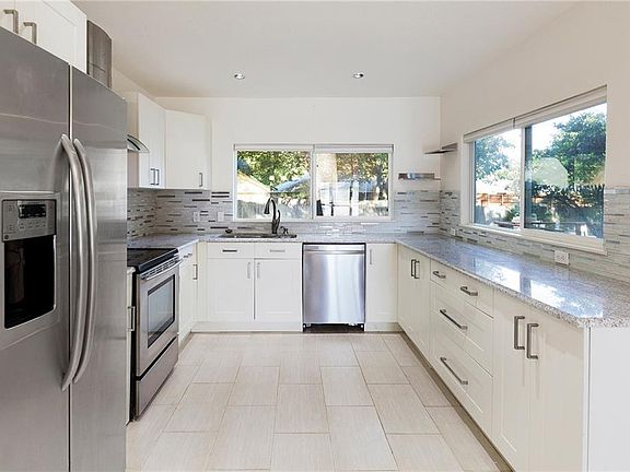 5th image of 1705 Timberway Dr