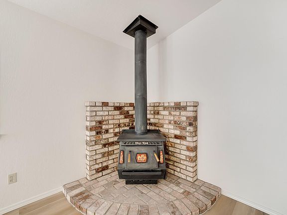 4th image of 15405 Danata Way
