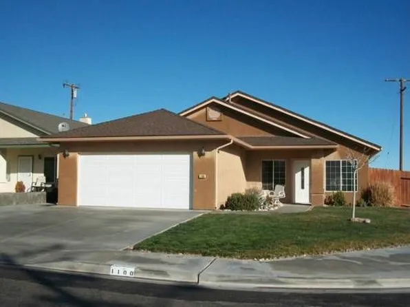1100 W Vulcan Ave, Ridgecrest, CA 93555