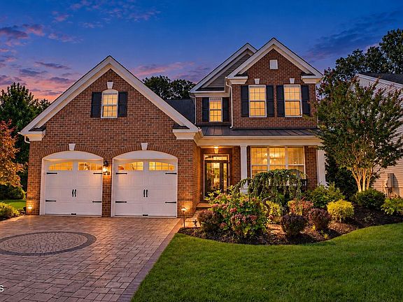 2nd image of 4 Enclave Way
