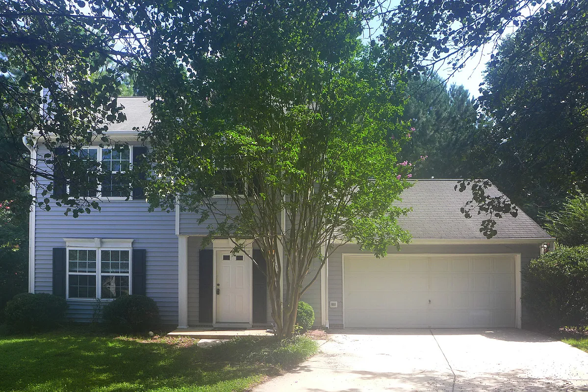 3 bed, 2.5 bath, 1334 sqft, $1,795 — Photo 1