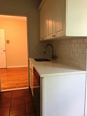 Rented by Prime Realty | media 4