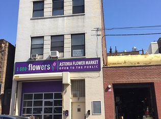 3657 36th St, Astoria, NY 11106
