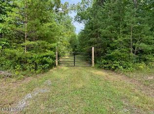 660 Jim Garrett Rd, Monterey, TN 38574