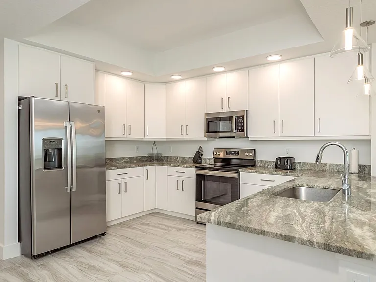 415 Island Way #402 — Photo 21