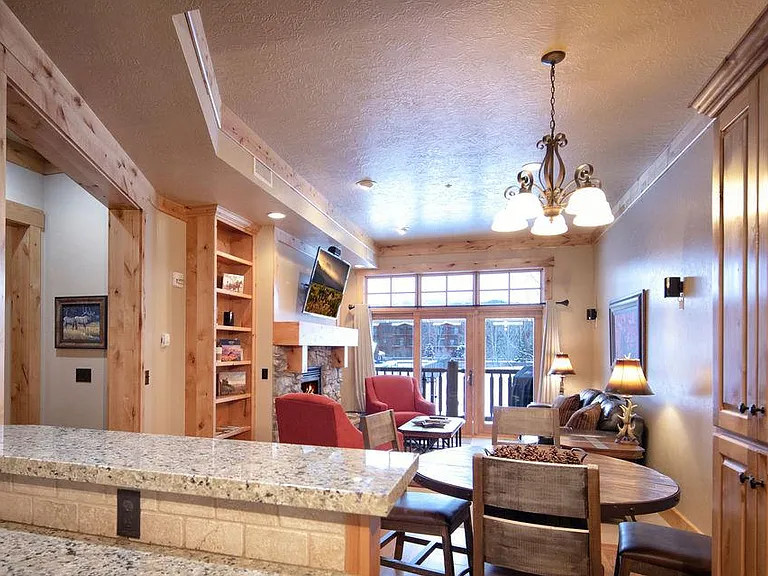 122 Hastings Dr #206 — Photo 5