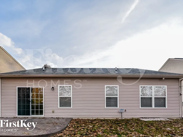 7244 Mosaic Dr — Photo 15