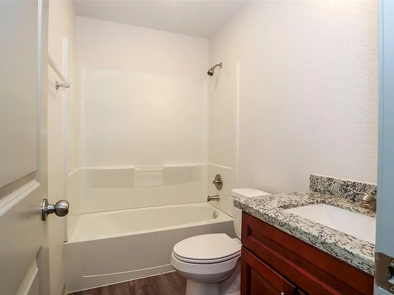 2702 Appian Way — Photo 18