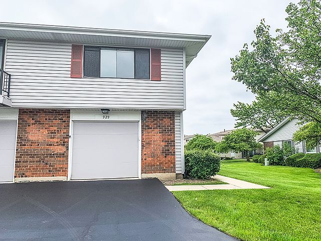 1st image of 929 Sagamore Dr #929