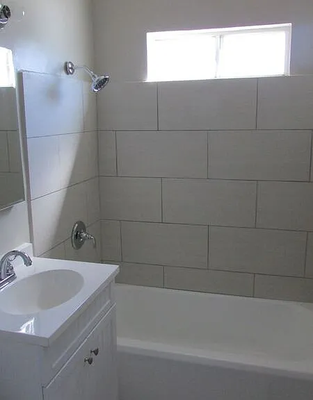 1323 S Highland Ave — Photo 9