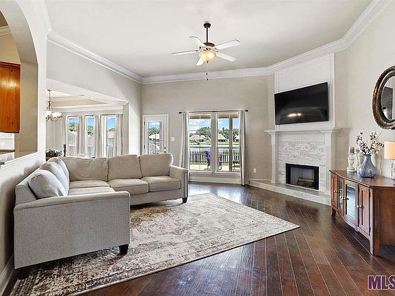 4th image of 41508 Creekstone Ave