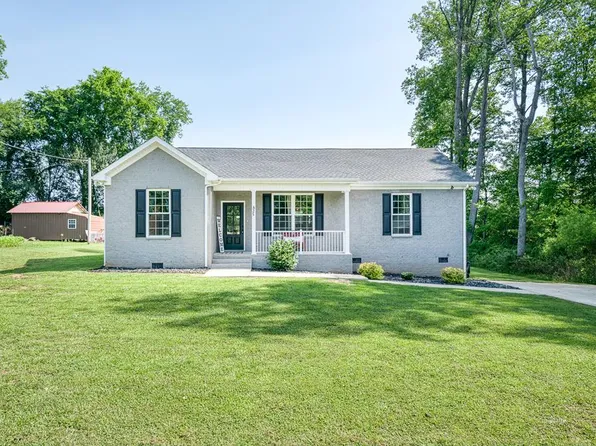 425 Royal Dr, Rock Island, TN 38581