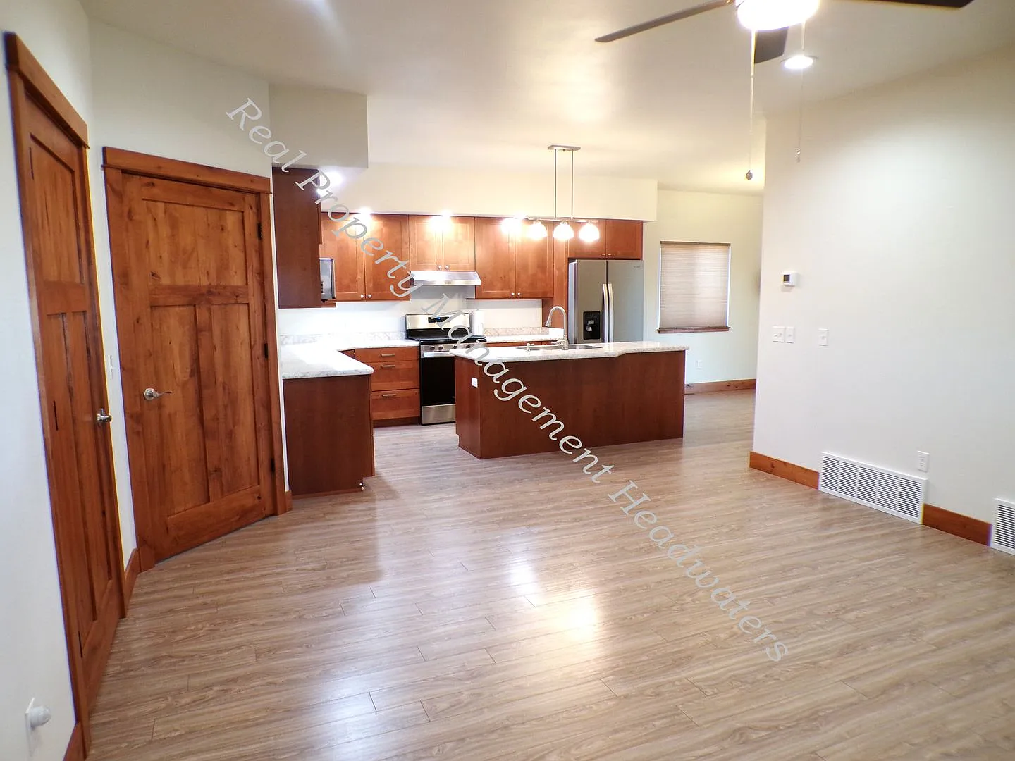 2 Bedroom 2 Bath House for Rent — Photo 3