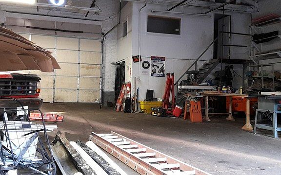 5th image of 2043 N Kildare Ave
