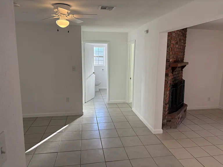 1227 Say Rd — Photo 11
