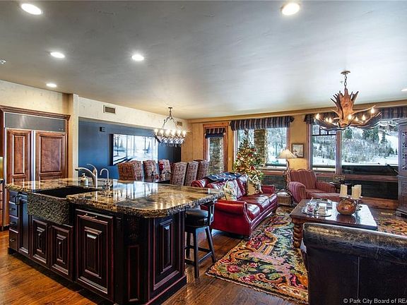 4th image of 2280 Deer Valley Dr E #223