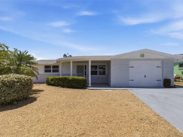 4901 Durney St, New Port Richey, FL 34652
