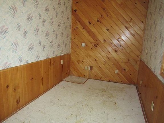 23rd image of this home