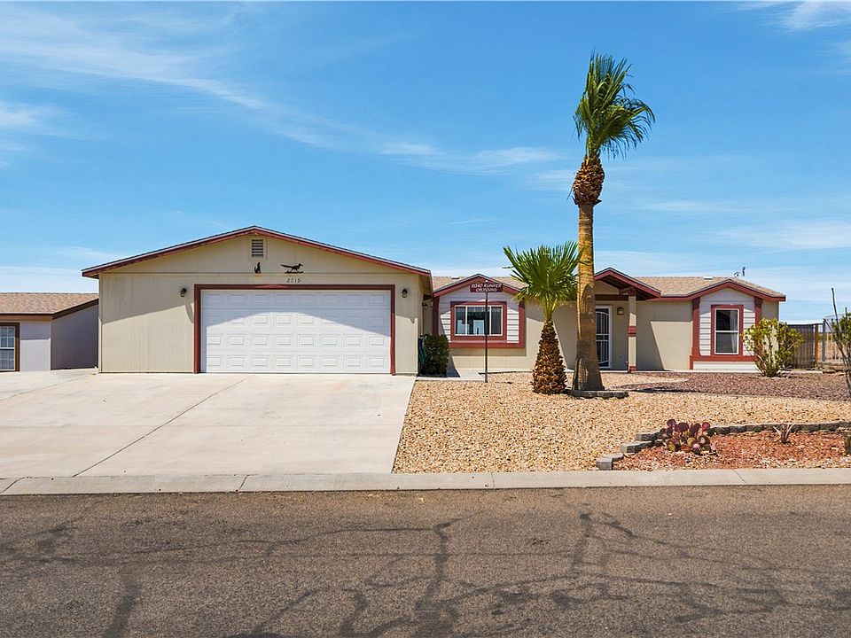 1st image of 2719 E Vicki Avenue