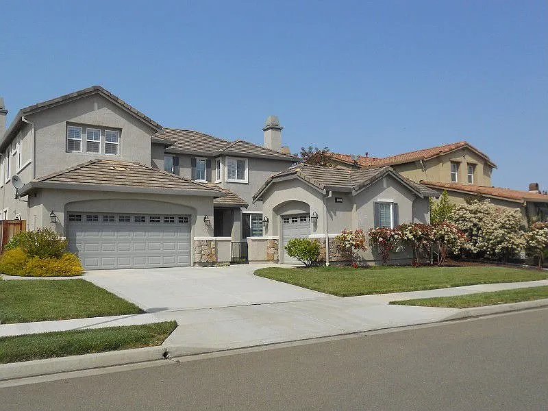 2237 Barcelona Way photo 1