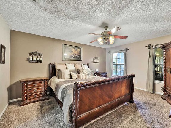 2nd image of 11746 Lanier Creek Dr