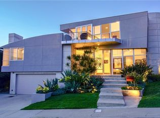 717 10th St, Manhattan Beach, CA 90266